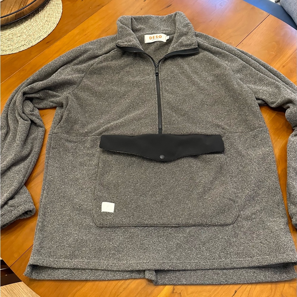 Fleece Pullover by Deso